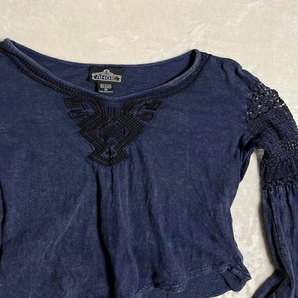 Angie Boho Top Women's M Dark FairyCore Navy Black Crocheted Bell Sleeve Tribal - Picture 2 of 7